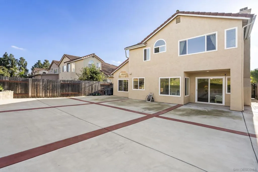 11637 Thomas Hayes Ln, San Diego, California 92126 home-pic-44