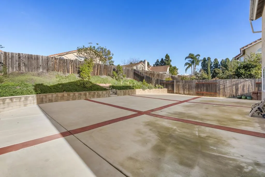 11637 Thomas Hayes Ln, San Diego, California 92126 home-pic-42