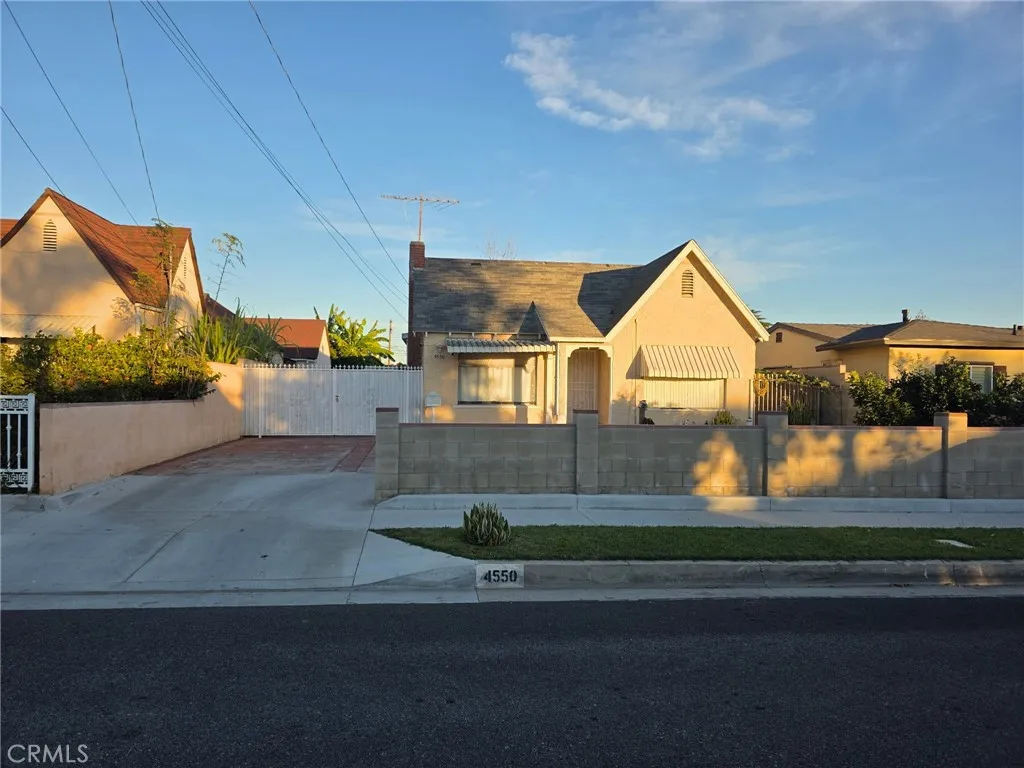 4550 Delta Avenue, Rosemead, California 91770 home-pic-1