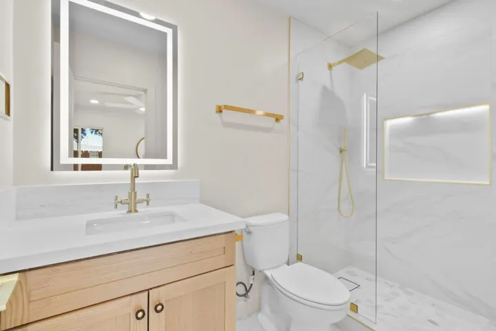 6837 Celia Vista Drive, San Diego, California 92115