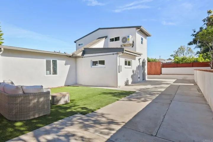 6837 Celia Vista Drive, San Diego, California 92115