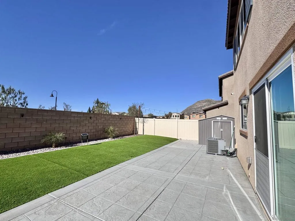 28533 Scorpion Ln, Winchester, California 92596 home-pic-9