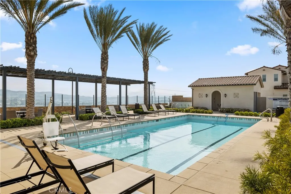 20608 Galloway, Saugus, California 91350 home-pic-31