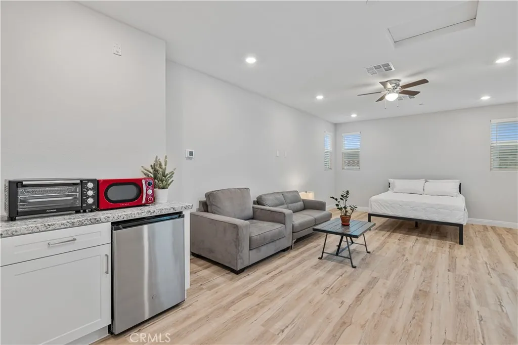20608 Galloway, Saugus, California 91350 home-pic-21