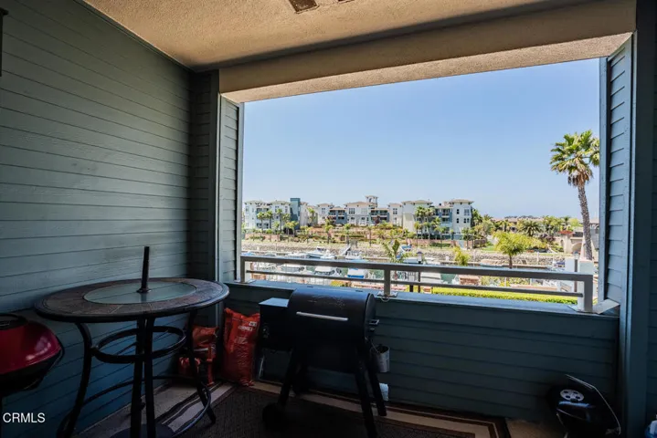 1541 Windshore Dr Oxnard CA-large-015-01