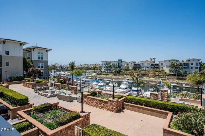 1541 Windshore Dr Oxnard CA-large-029-01