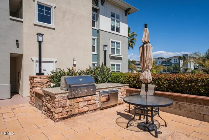 1541 Windshore Dr Oxnard CA-large-033-03
