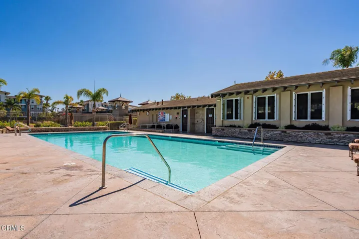 1541 Windshore Dr Oxnard CA-large-042-03