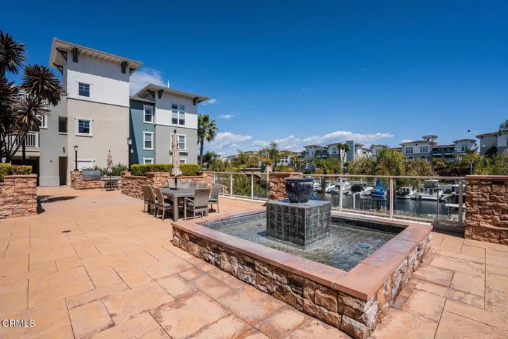 1541 Windshore Dr Oxnard CA-large-032-03
