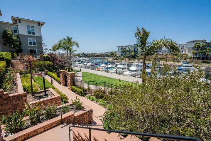 1541 Windshore Dr Oxnard CA-large-031-01