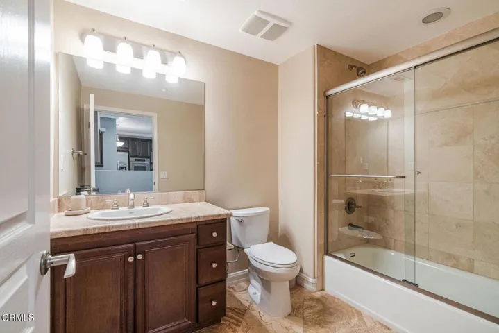 1541 Windshore Dr Oxnard CA-large-040-05