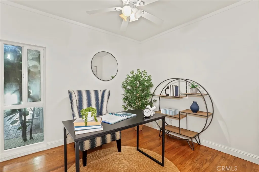 2722 Spreckels Lane, Redondo Beach, California 90278 home-pic-28