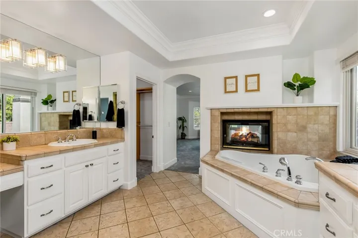 Photo from prior staging. Property is currently vacant and furnishings are not included.