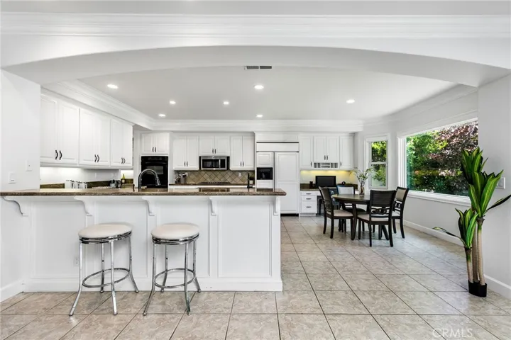 Photo from prior staging. Property is currently vacant and furnishings are not included.