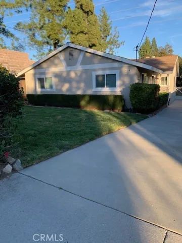4318 Alta Canyada, La Canada Flintridge, California 91011