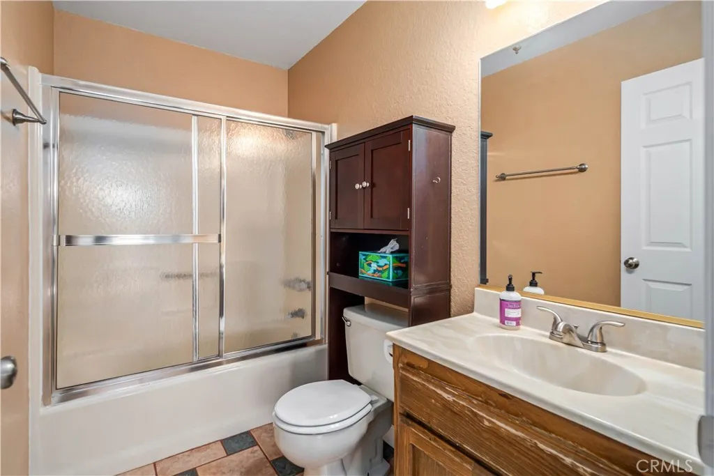 42718 Coolcrest Drive, Lake Hughes, California 93532 home-pic-20