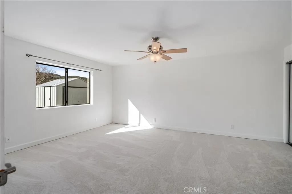 42718 Coolcrest Drive, Lake Hughes, California 93532 home-pic-23