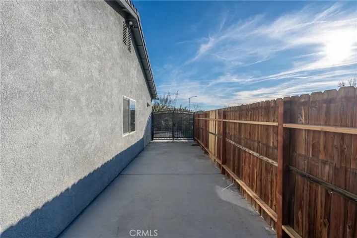 14268 Caballo Court, Victorville, California 92394
