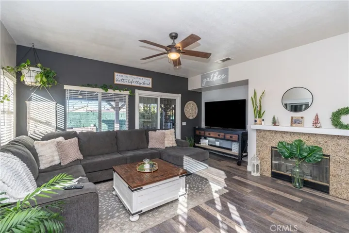 14268 Caballo Court, Victorville, California 92394