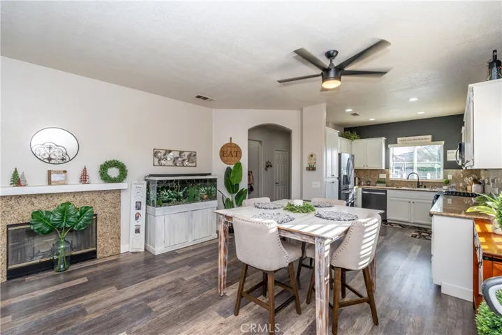 14268 Caballo Court, Victorville, California 92394