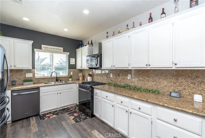 14268 Caballo Court, Victorville, California 92394