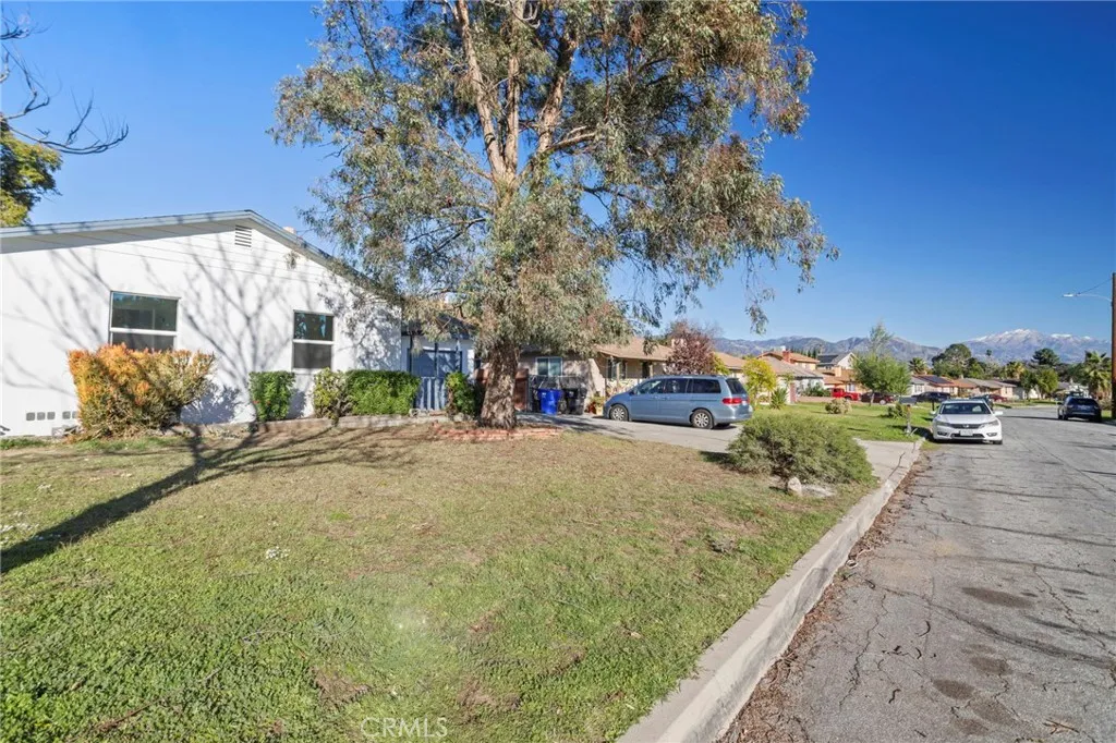 1290 Lomita Road, San Bernardino, California 92405 home-pic-2