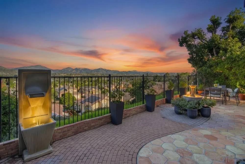 13657 Tradition St, San Diego, California 92128 home-pic-1