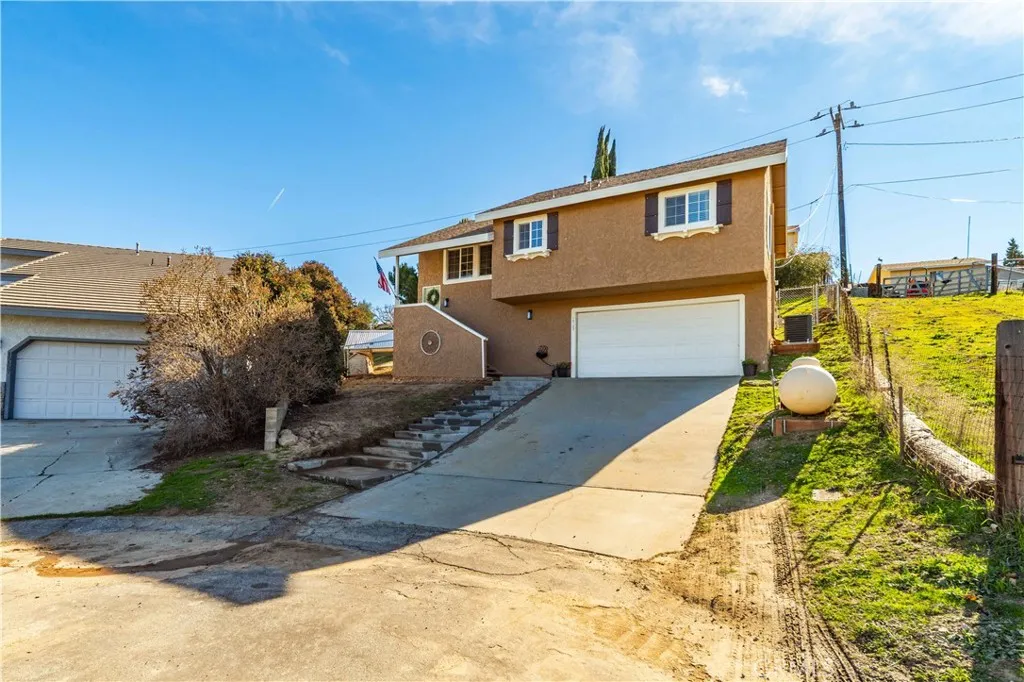15152 Ojibwa Place, Lake Hughes, California 93532 home-pic-3