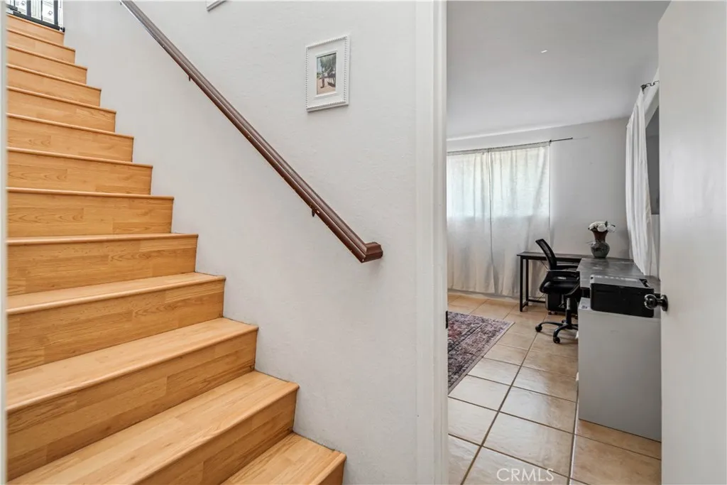 15152 Ojibwa Place, Lake Hughes, California 93532 home-pic-18