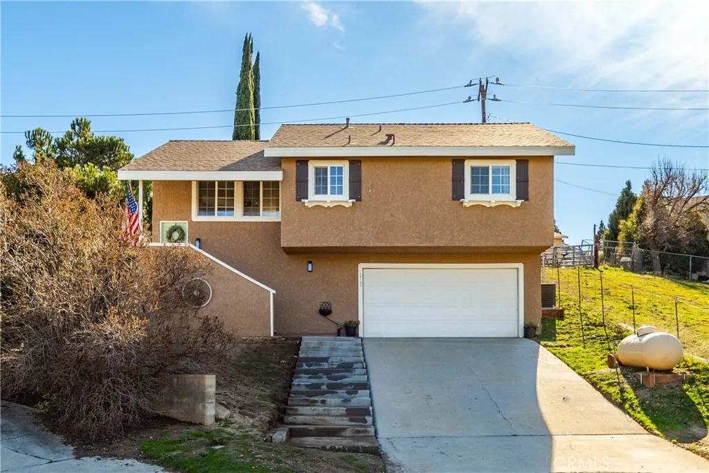 15152 Ojibwa Place, Lake Hughes, California 93532 home-pic-1