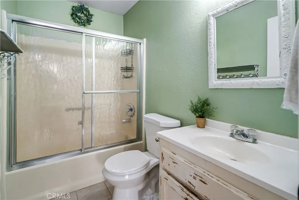 15152 Ojibwa Place, Lake Hughes, California 93532 home-pic-17