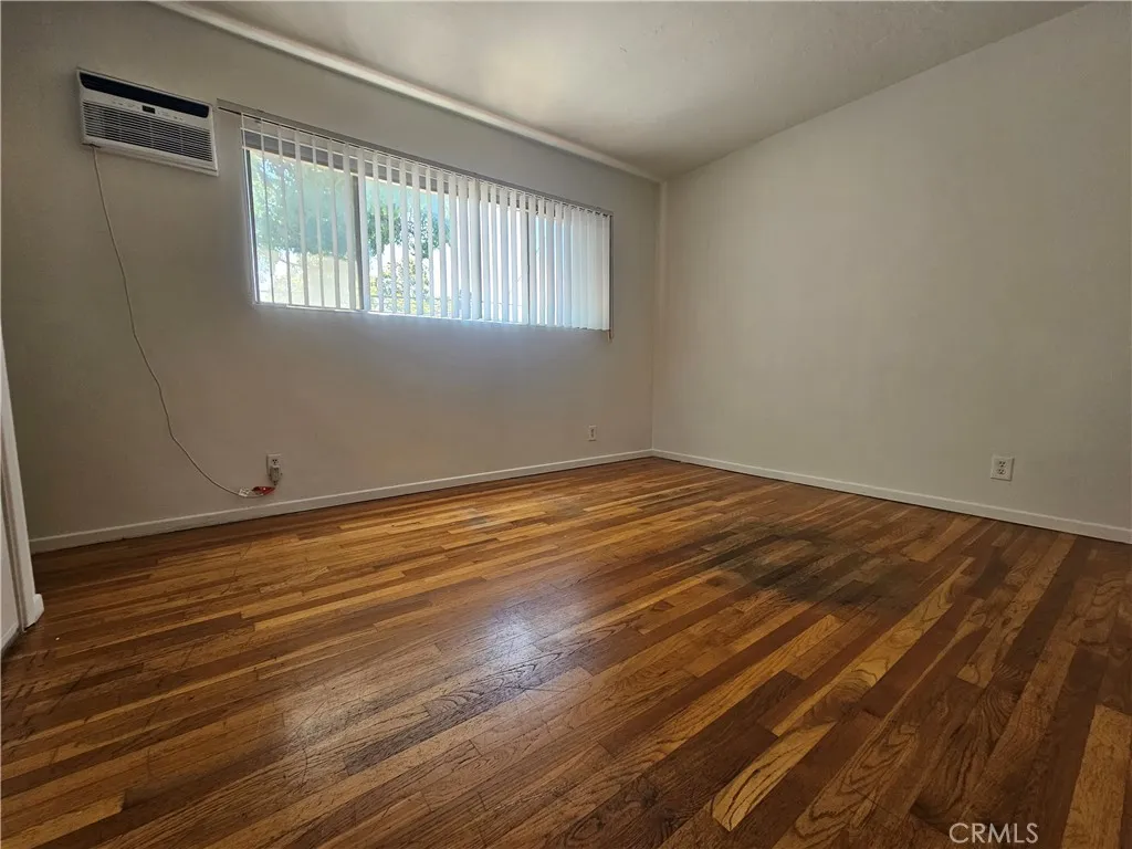 11727 Ohio, Los Angeles, California 90025 home-pic-6