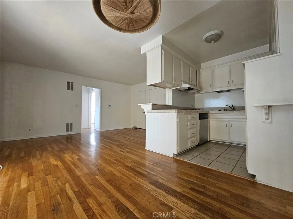 11727 Ohio, Los Angeles, California 90025 home-pic-5