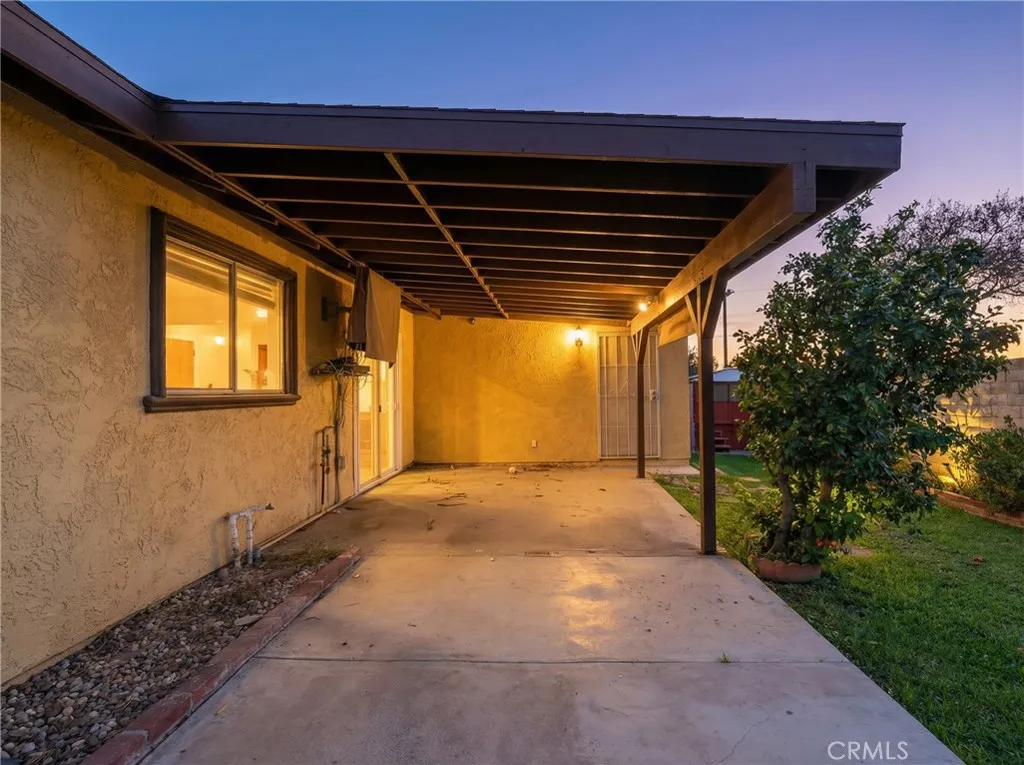 937 N Greenpark, Covina, California 91724 home-pic-63