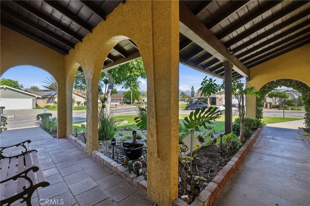 937 N Greenpark, Covina, California 91724 home-pic-6