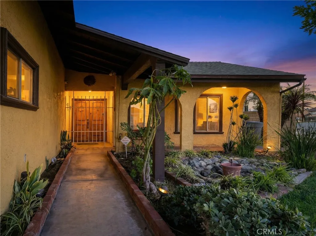 937 N Greenpark, Covina, California 91724 home-pic-59