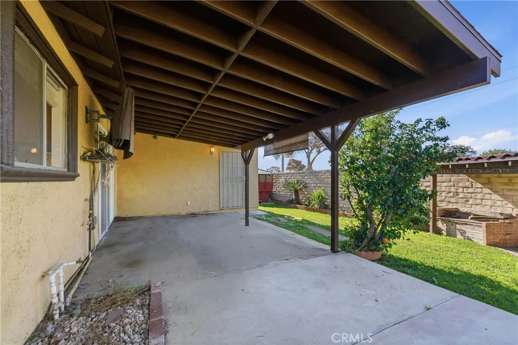 937 N Greenpark, Covina, California 91724 home-pic-10