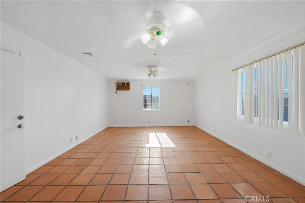 937 N Greenpark, Covina, California 91724 home-pic-31