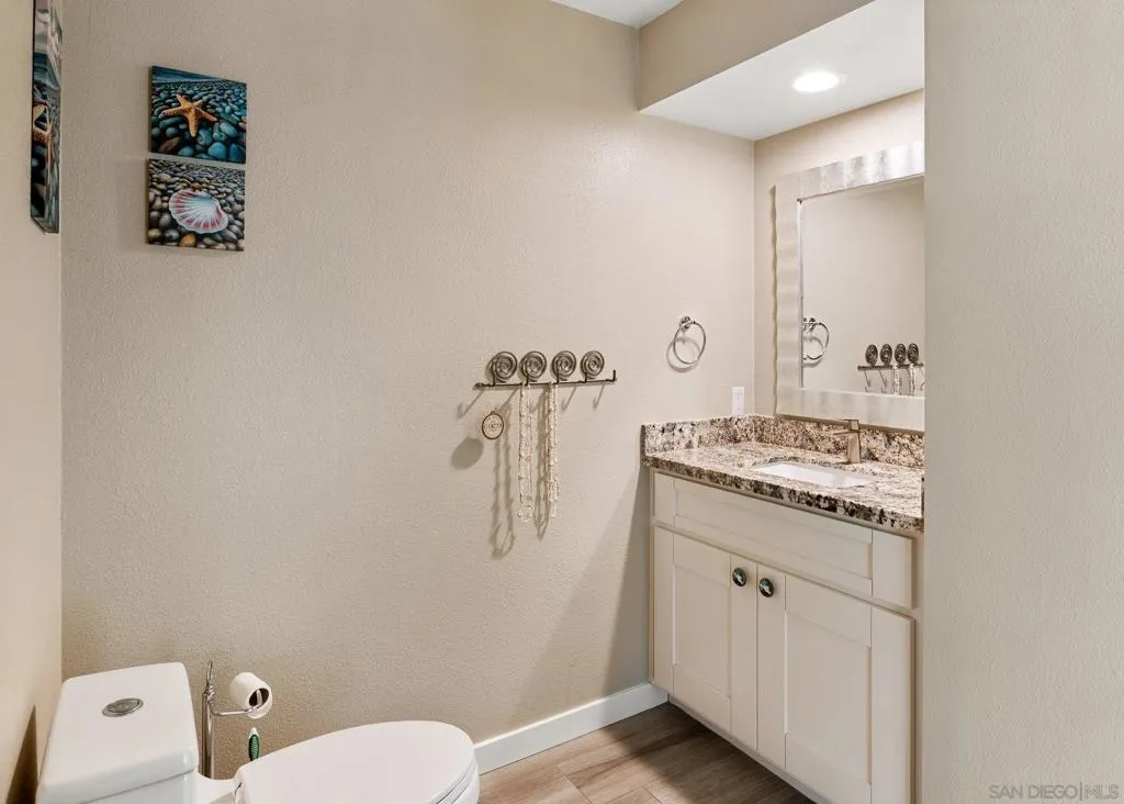 14274 Woodcreek Rd, Poway, California 92064 home-pic-21