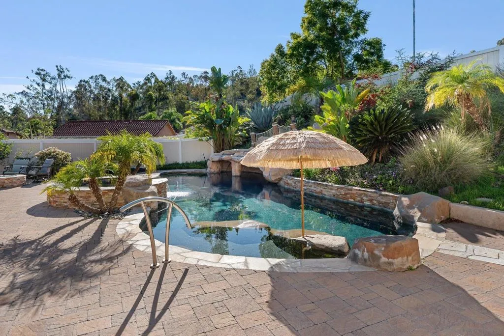 14274 Woodcreek Rd, Poway, California 92064 home-pic-37