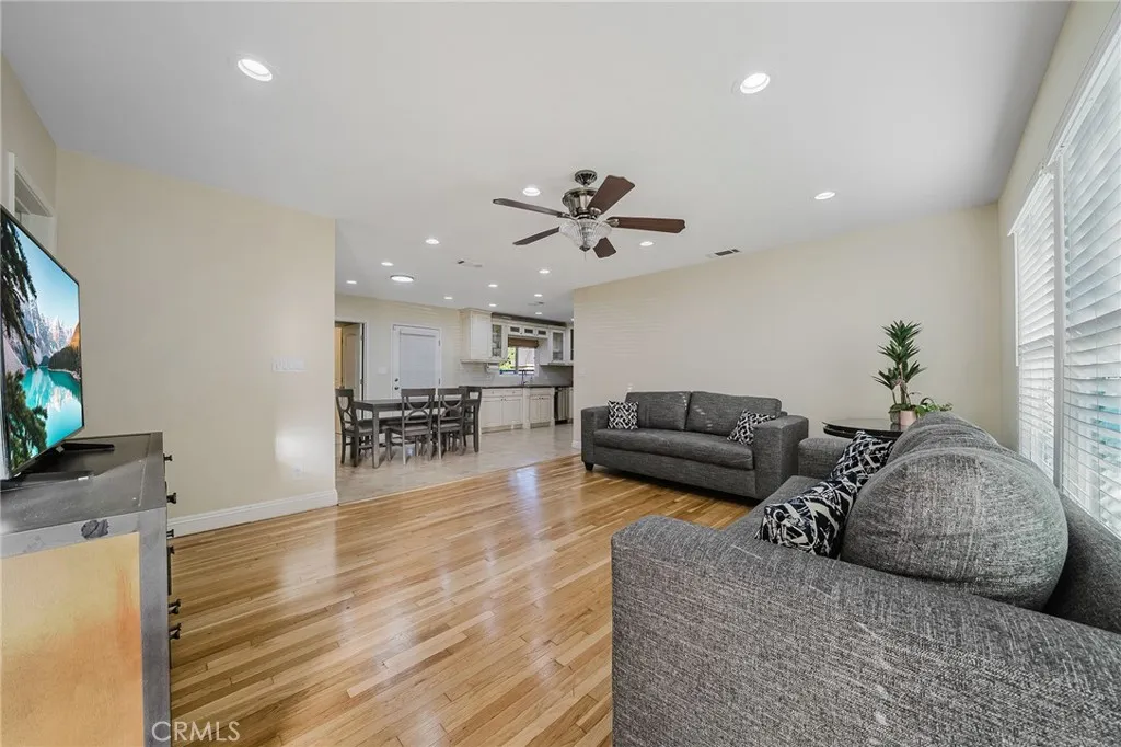8319 Gainford, Downey, California 90240 home-pic-28