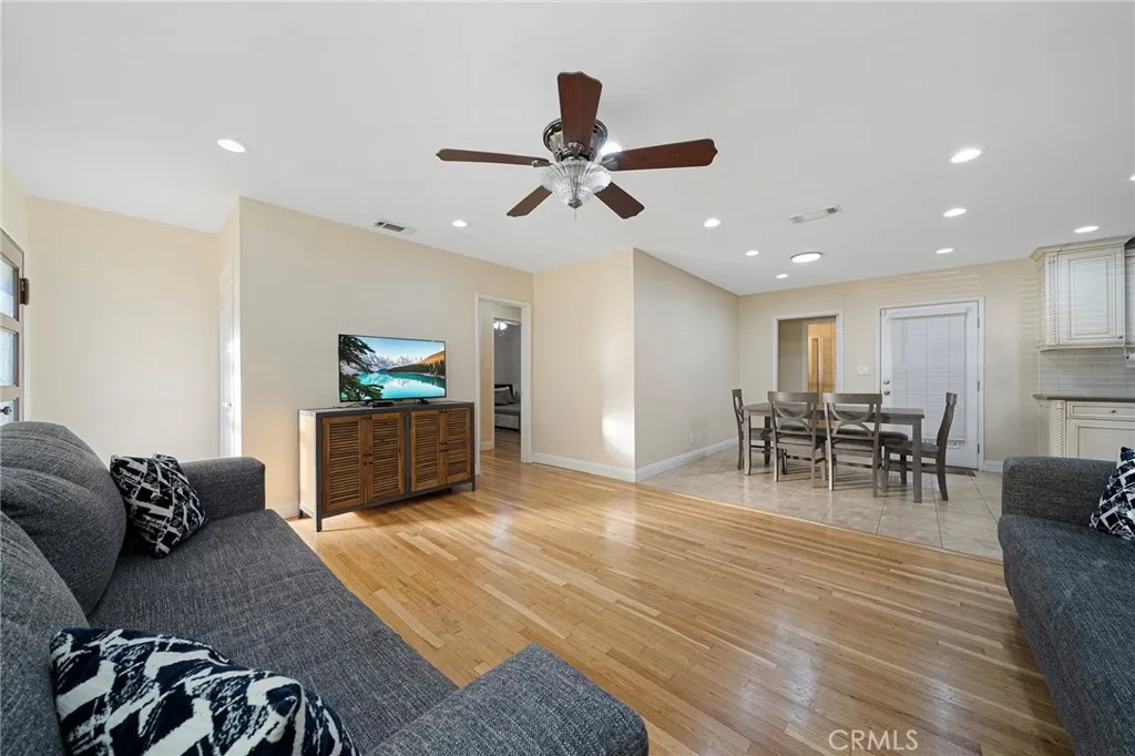 8319 Gainford, Downey, California 90240 home-pic-25