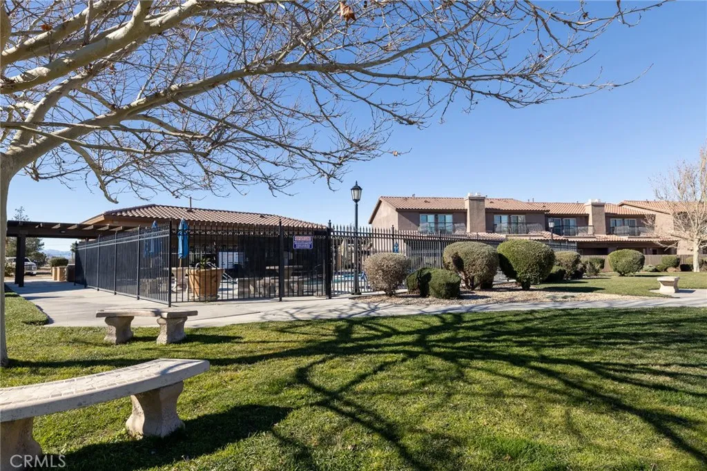 14176 Kiowa, Apple Valley, California 92307 home-pic-50