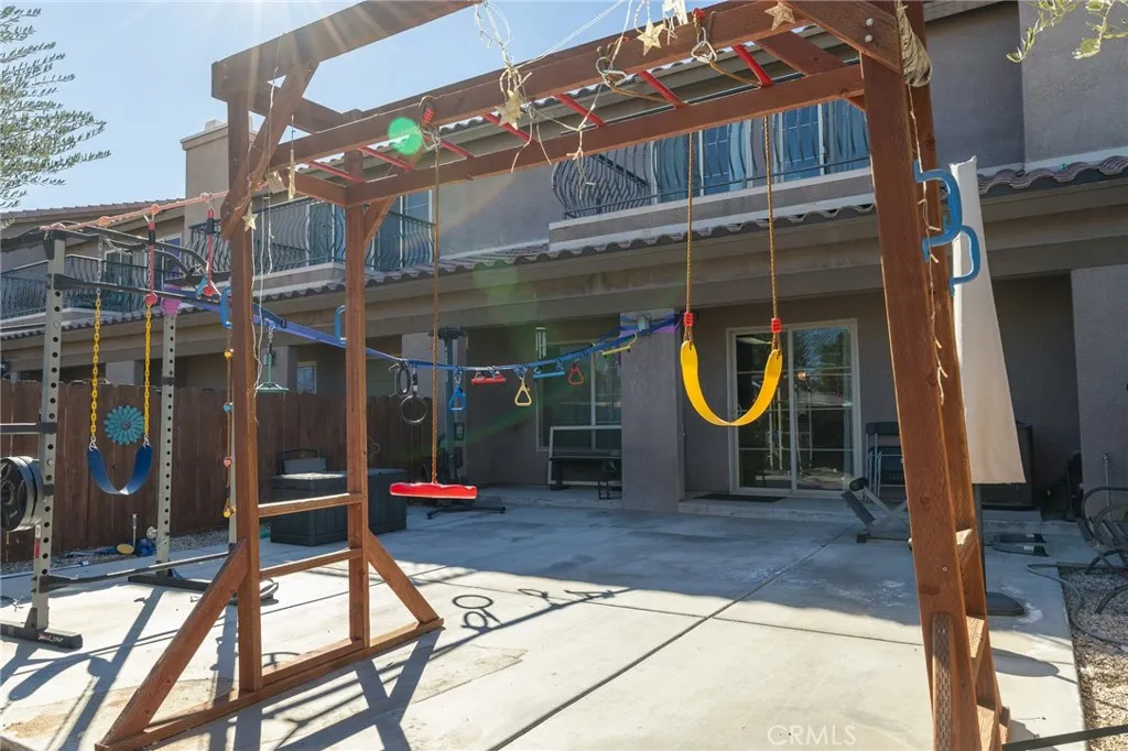 14176 Kiowa, Apple Valley, California 92307 home-pic-44