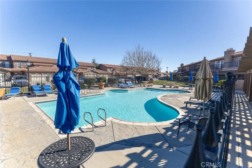 14176 Kiowa, Apple Valley, California 92307 home-pic-48