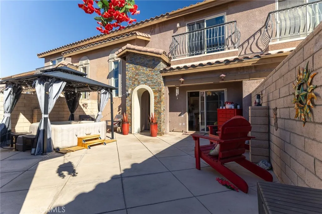 14176 Kiowa, Apple Valley, California 92307 home-pic-9