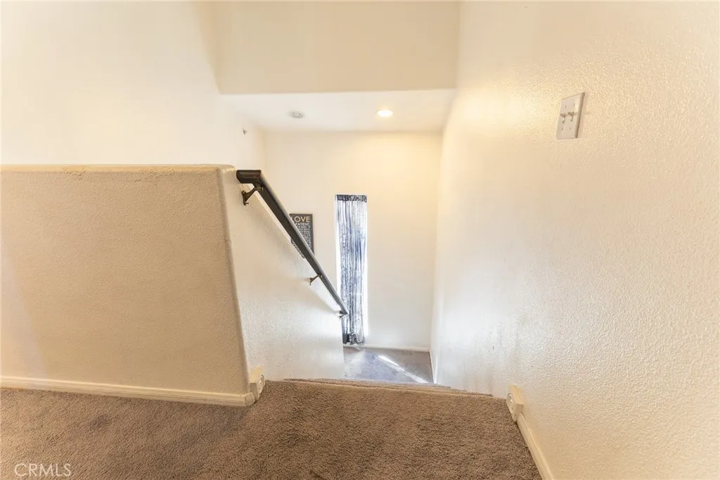 14176 Kiowa, Apple Valley, California 92307 home-pic-28