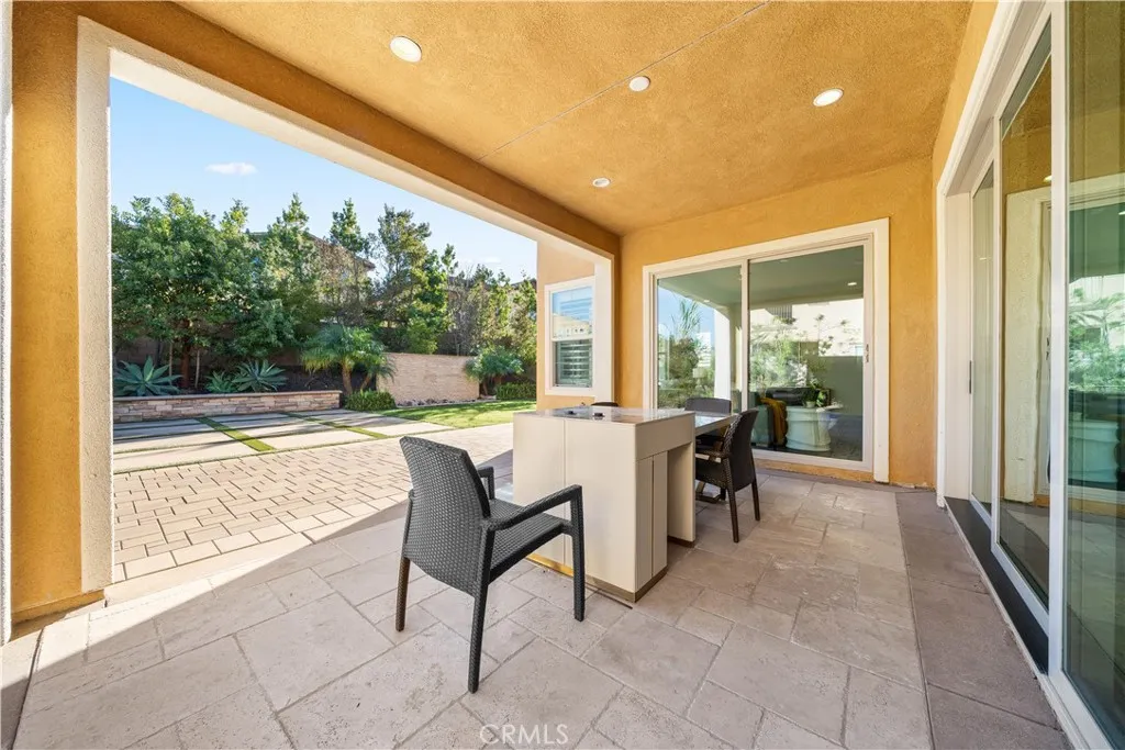 6005 Amora Drive, Chino Hills, California 91709 home-pic-20