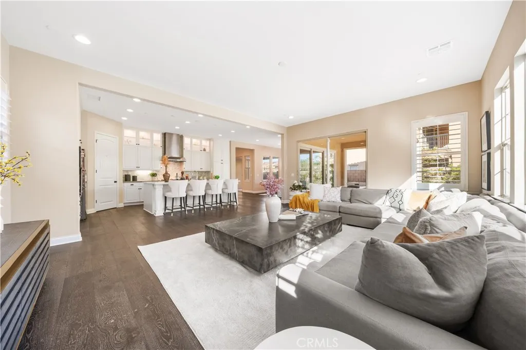 6005 Amora Drive, Chino Hills, California 91709 home-pic-18