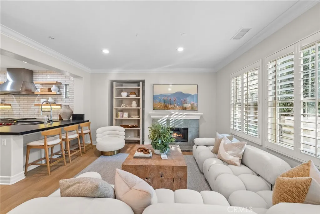 30 Shade Tree, Irvine, California 92603 home-pic-12